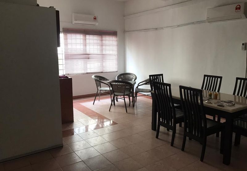 Medan Putra Business Centre