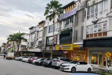 Grd Flr. Limited unit. Close to residential area. 