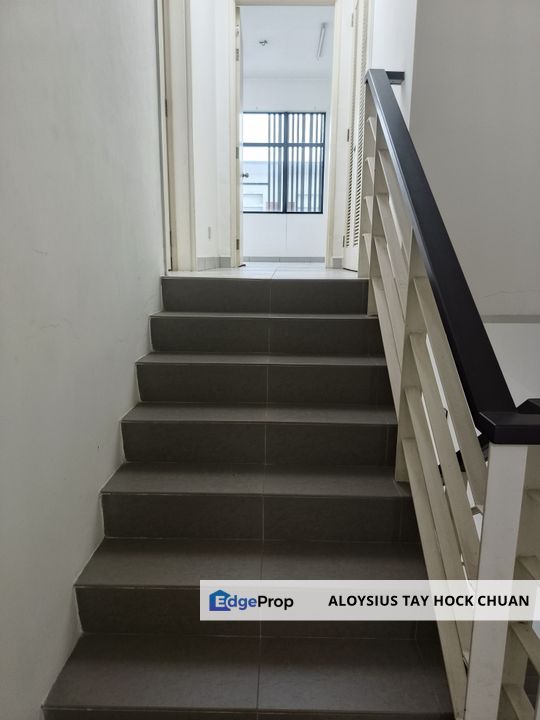 Putra Prima Puchong, 2 Storey, for rent,RM2000, 5 Room, 5 Bathroom, Selangor, Puchong