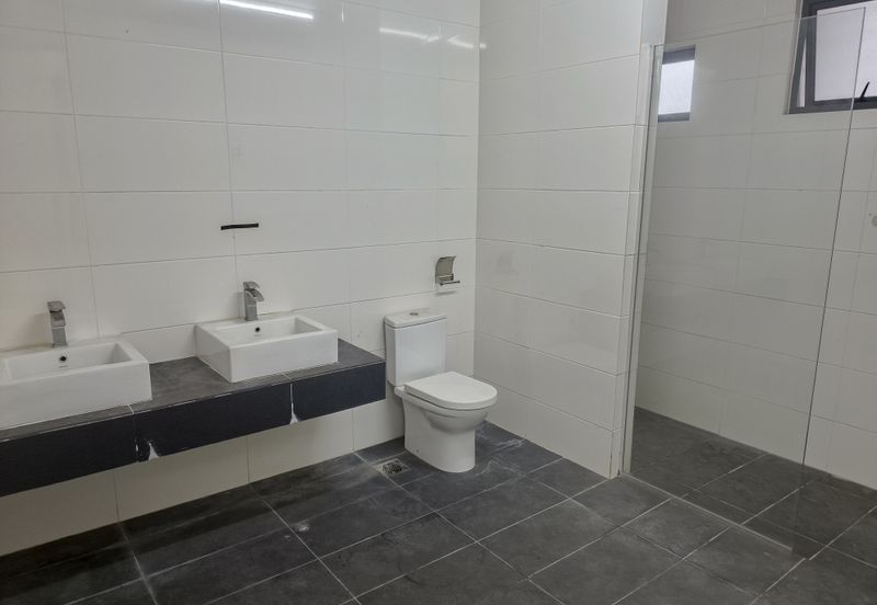 Jalan Putra Prima 4/3 