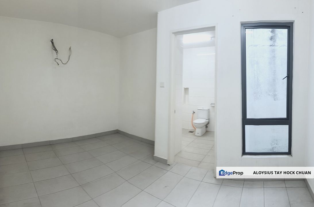 Putra Prima Puchong, 2 Storey, for rent,RM2000, 5 Room, 5 Bathroom, Selangor, Puchong