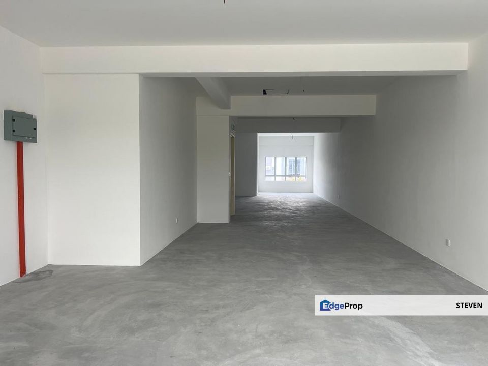 MAIN ROAD FACING &  HIGH VISIBILITY, Selangor, Semenyih