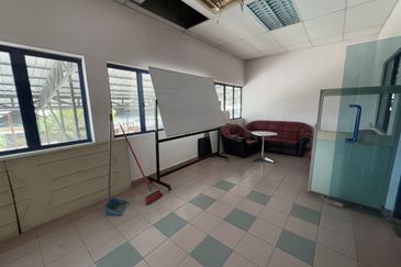 Jalan Reko Seksyen 14