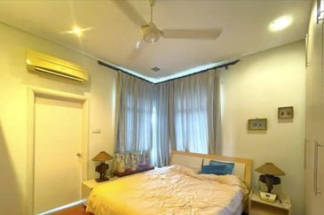 Changkat Kiara Surya