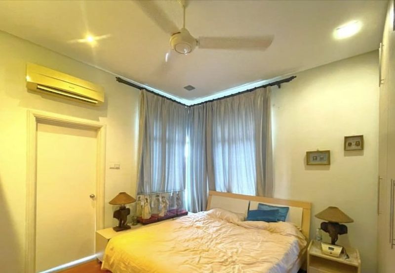 Changkat Kiara Surya