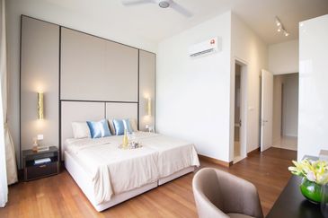 Pavilion Embassy Residence