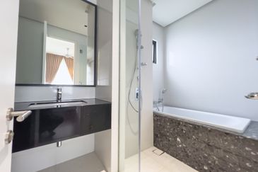 Oxford Residences @ Pavilion Embassy