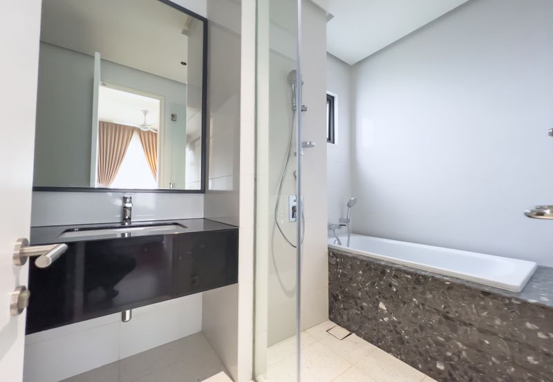 Oxford Residences @ Pavilion Embassy