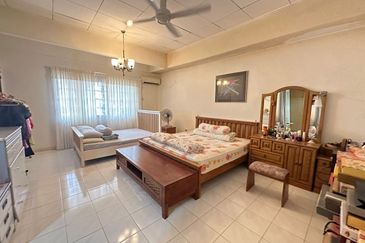 Cheap & Value Buy Unit @ Bandar Sungai Long Mahkota Cheras Batu 11 Balakong Cheras South