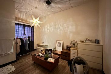 Cheap & Value Buy Unit @ Bandar Sungai Long Mahkota Cheras Batu 11 Balakong Cheras South