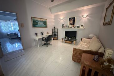 Cheap & Value Buy Unit @ Bandar Sungai Long Mahkota Cheras Batu 11 Balakong Cheras South