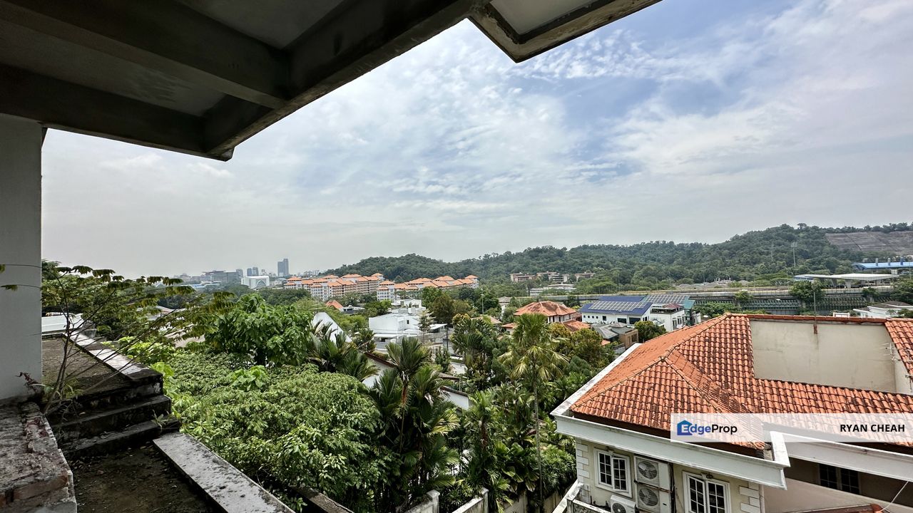 Prime Location 2.5 Storey Bungalow House For Sale Bukit Pantai Bangsar, Kuala Lumpur, Bangsar