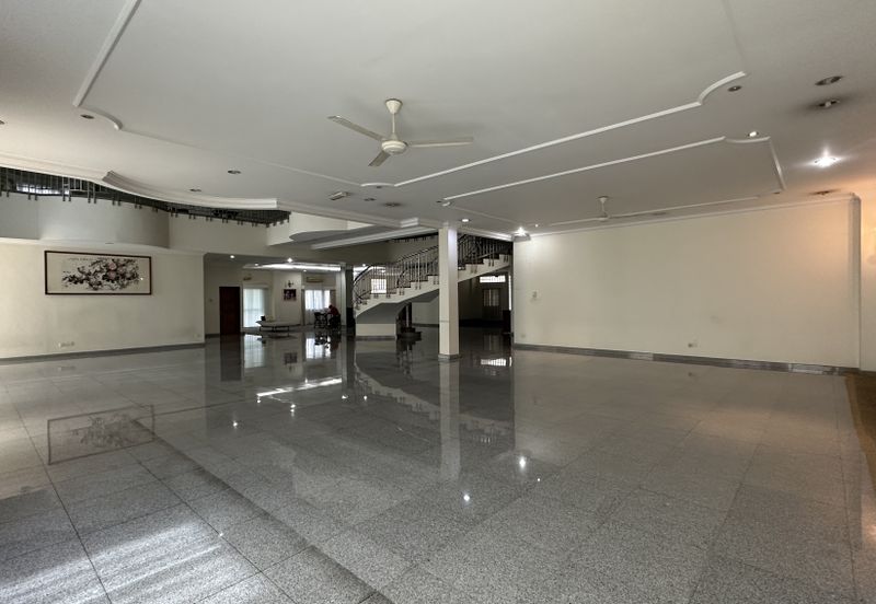 Lorong Taman Pantai 1