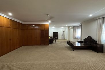 Lorong Taman Pantai 1