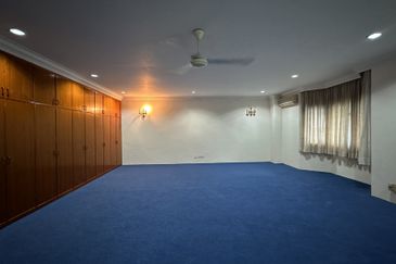 Lorong Taman Pantai 1