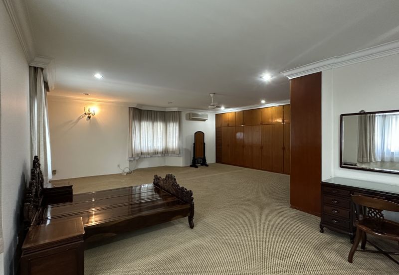 Lorong Taman Pantai 1