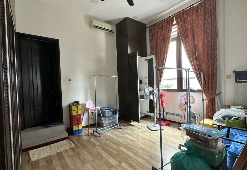 Lorong Taman Pantai 4