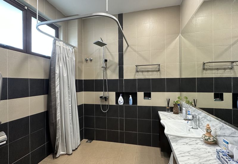 Lorong Taman Pantai 4