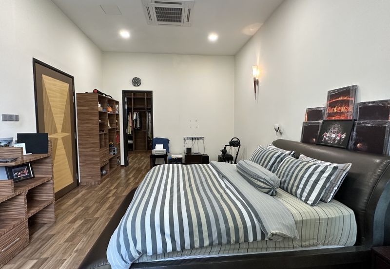 Lorong Taman Pantai 4