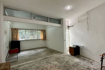 Lorong Taman Pantai 4