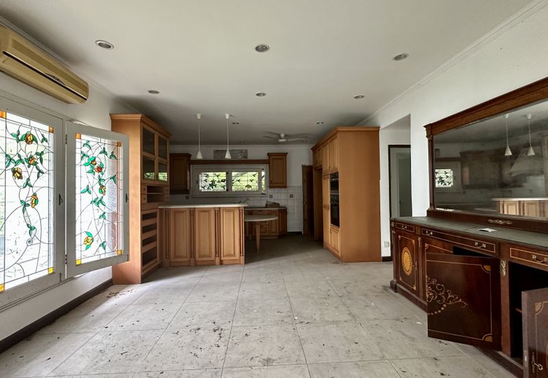 Lorong Taman Pantai 4