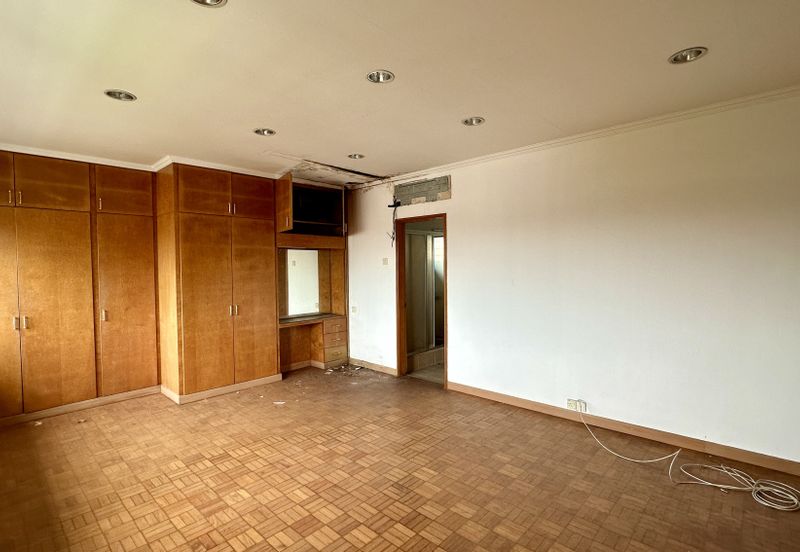 Lorong Taman Pantai 4