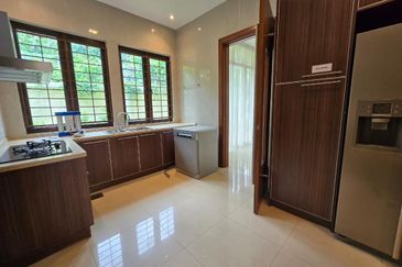 Hot Rent 3 Storey Bungalow Freehold At Impian Bukit Tunku, Kenny Hills