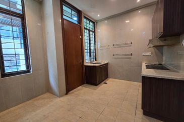 Hot Rent 3 Storey Bungalow Freehold At Impian Bukit Tunku, Kenny Hills