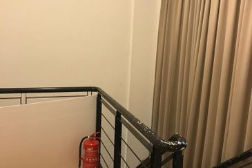 Ritze Perdana Business Center