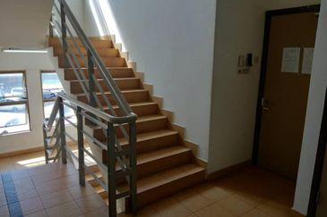 Ritze Perdana Business Center