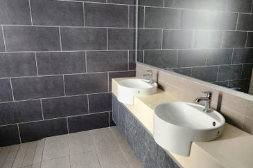 Parkfield Residences, Tropicana Heights