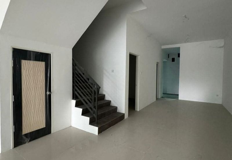 TASEK AVENUE RESIDENT