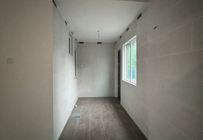 TASEK AVENUE RESIDENT