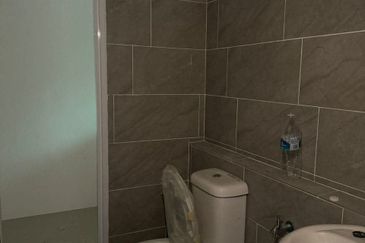 TASEK AVENUE RESIDENT