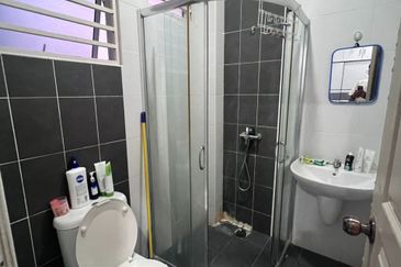 Dorset Place @ Taman Lapangan Setia