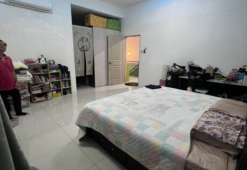 Dorset Place @ Taman Lapangan Setia