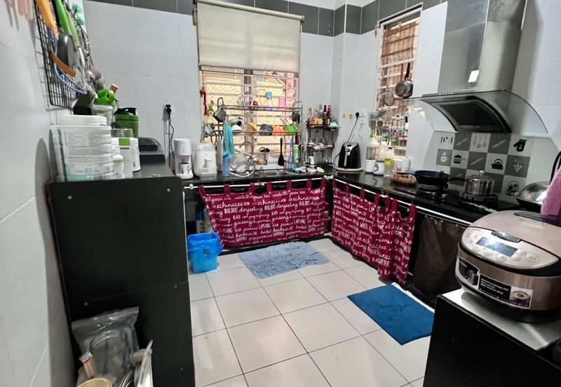 Dorset Place @ Taman Lapangan Setia