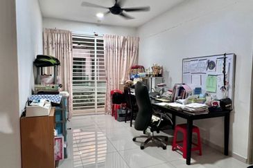 Dorset Place @ Taman Lapangan Setia