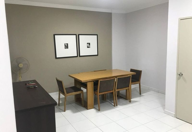 KONDOMINIUM DAMAIPURI