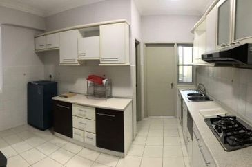 KONDOMINIUM DAMAIPURI