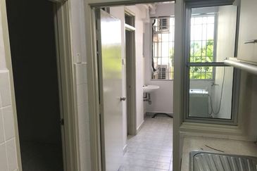 KONDOMINIUM DAMAIPURI