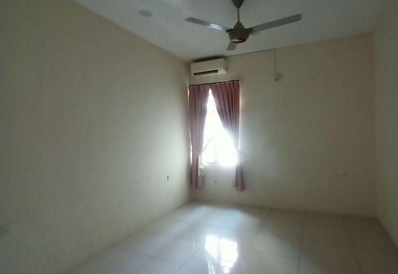 TAMAN MERU DESA PARK