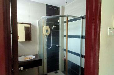 TAMAN MERU DESA PARK