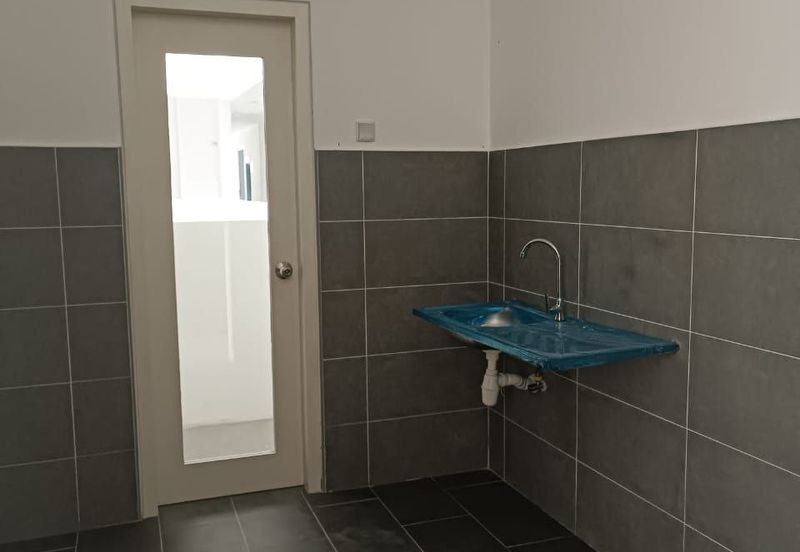 THE COVE HILLSIDE RESIDENCE