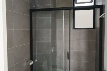 THE COVE HILLSIDE RESIDENCE