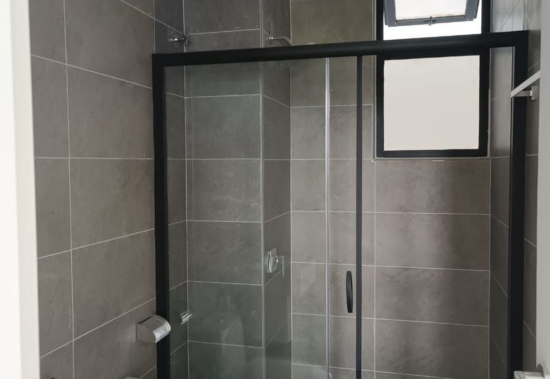 THE COVE HILLSIDE RESIDENCE