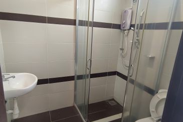 TAMAN MERU DESA PARK