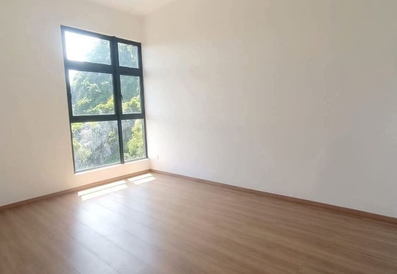 THE COVE HILLSIDE RESIDENCE