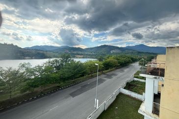 Clear Water Bay Resort