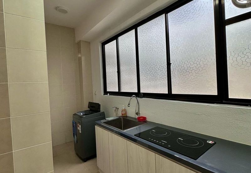 Upper East @ Tiger Lane